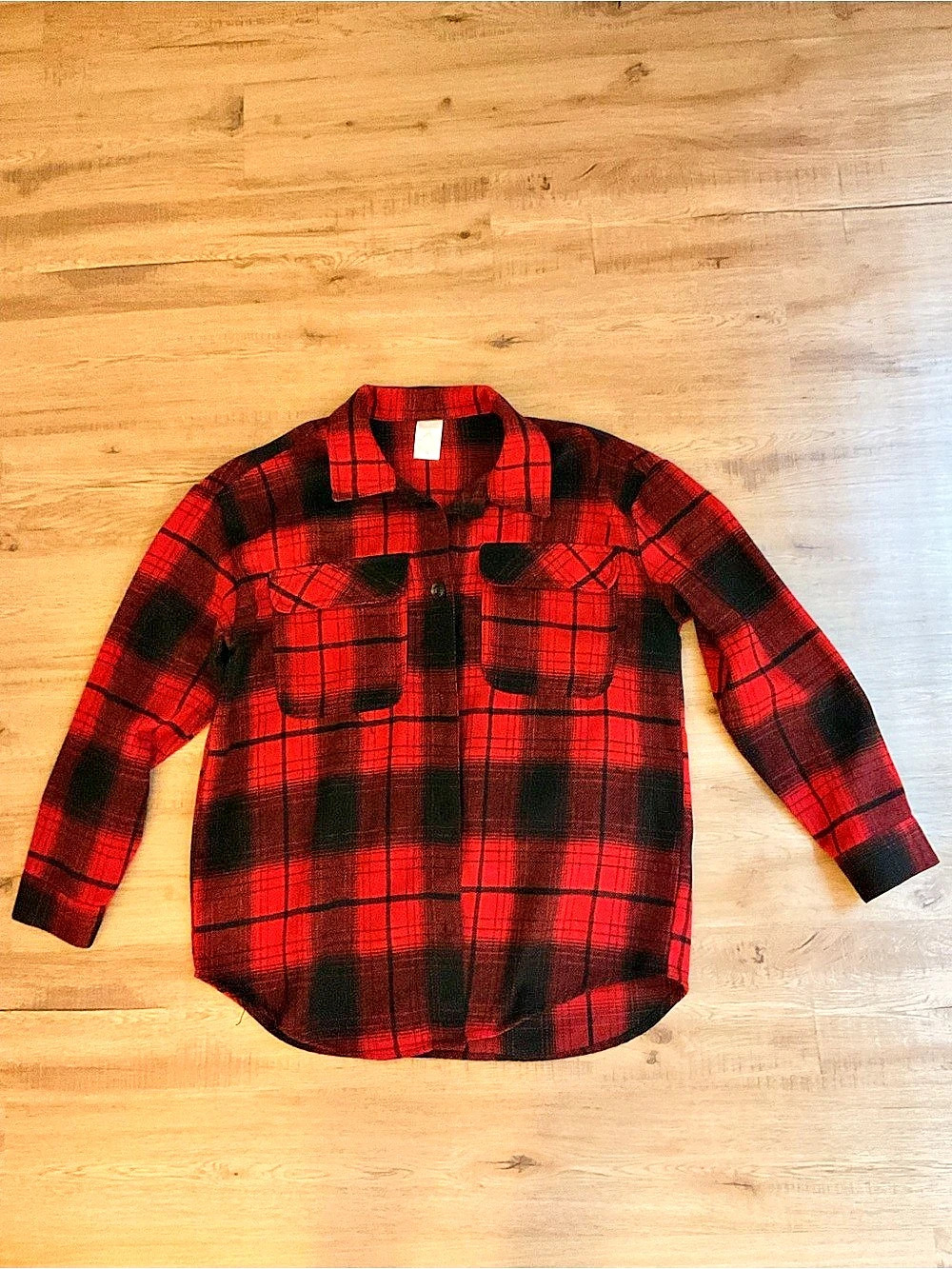 No Boundaries Red & Black Plaid Button-Down Shirt